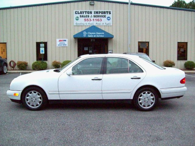 1998 Mercedes-Benz E-Class SXT