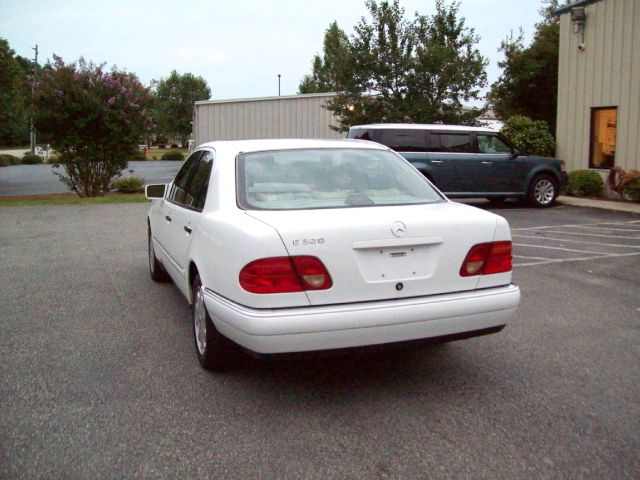 1998 Mercedes-Benz E-Class SXT