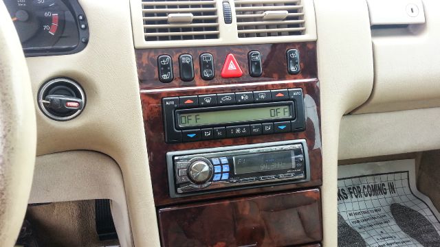 1998 Mercedes-Benz E-Class Doublecab V8