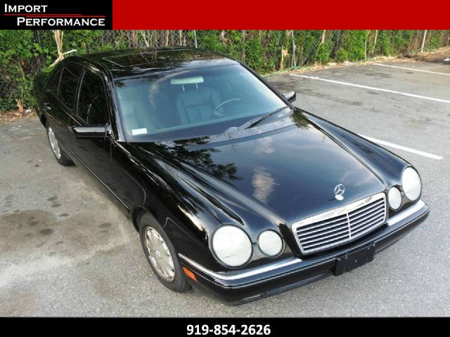 1998 Mercedes-Benz E-Class LS Flex Fuel 4x4 This Is One Of Our Best Bargains