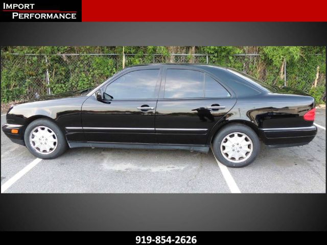 1998 Mercedes-Benz E-Class LS Flex Fuel 4x4 This Is One Of Our Best Bargains