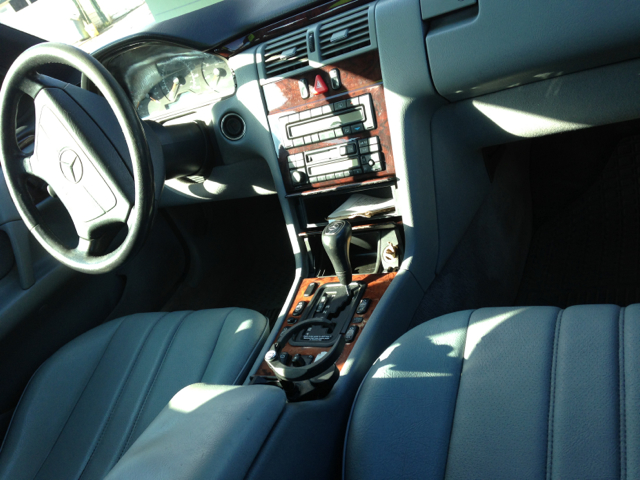 1998 Mercedes-Benz E-Class 1.8T Cabriolet