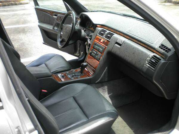 1998 Mercedes-Benz E-Class Doublecab V8