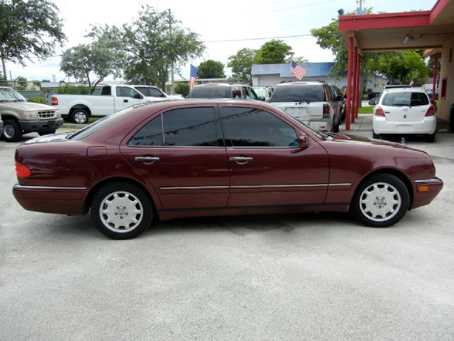 1998 Mercedes-Benz E-Class SXT