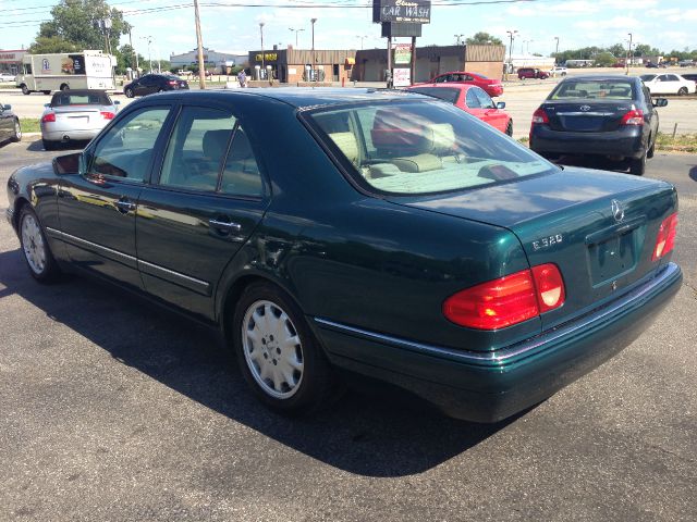 1998 Mercedes-Benz E-Class SXT