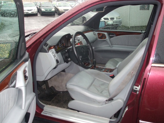 1998 Mercedes-Benz E-Class SXT