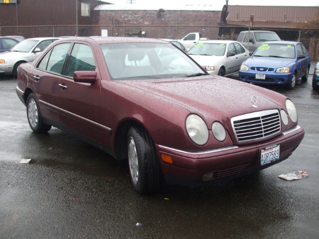 1998 Mercedes-Benz E-Class SXT