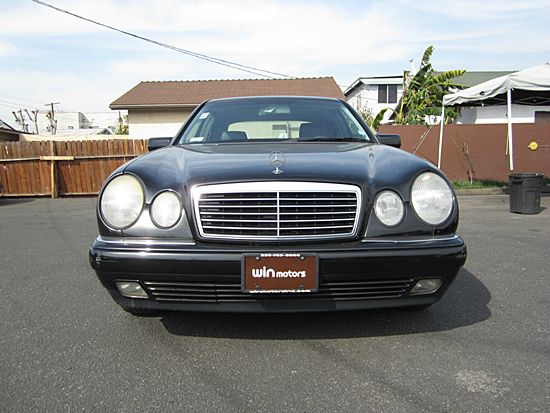 1999 Mercedes-Benz E-Class SXT