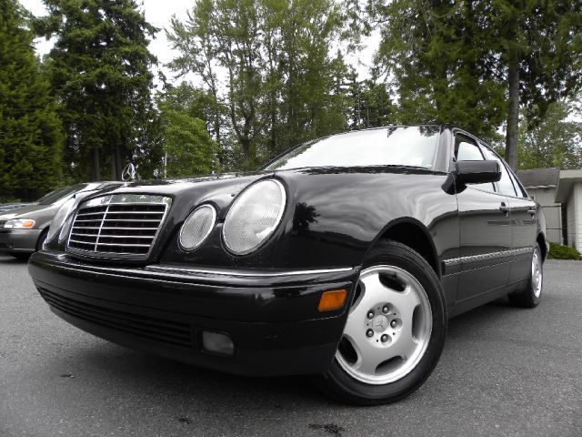 1999 Mercedes-Benz E-Class Scion XB
