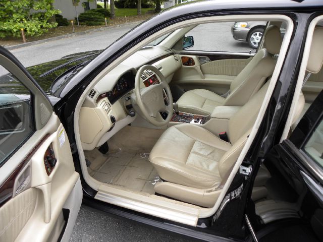 1999 Mercedes-Benz E-Class Scion XB