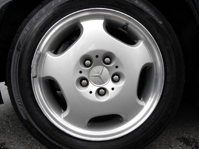 1999 Mercedes-Benz E-Class Scion XB