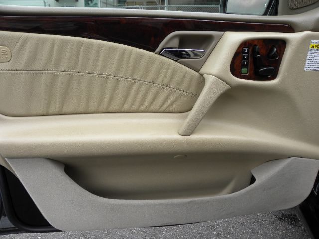 1999 Mercedes-Benz E-Class Scion XB