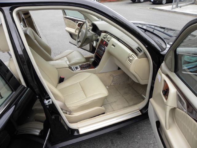 1999 Mercedes-Benz E-Class Scion XB