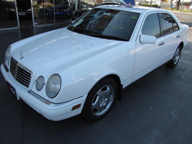 1999 Mercedes-Benz E-Class Roadtrek