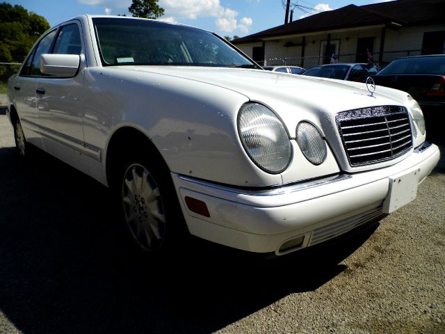 1999 Mercedes-Benz E-Class SXT
