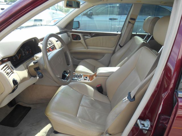 1999 Mercedes-Benz E-Class LS Flex Fuel 4x4 This Is One Of Our Best Bargains