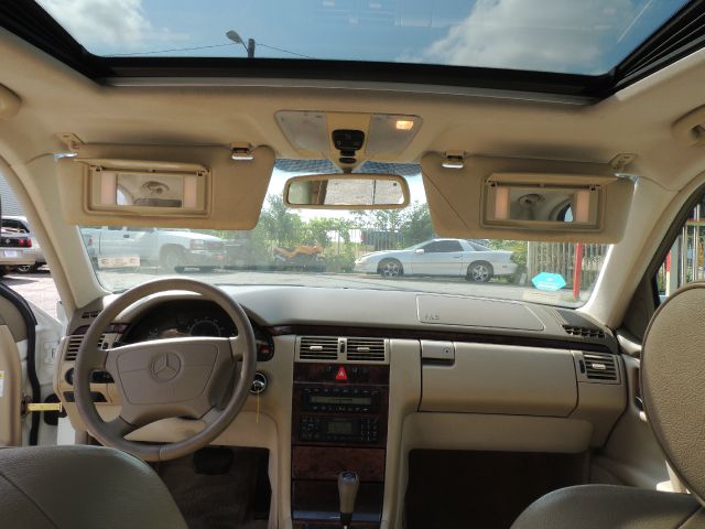 1999 Mercedes-Benz E-Class SXT
