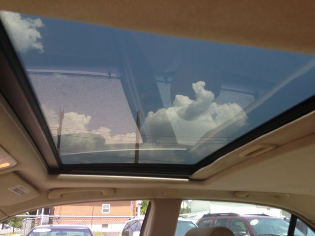 1999 Mercedes-Benz E-Class Scion XB