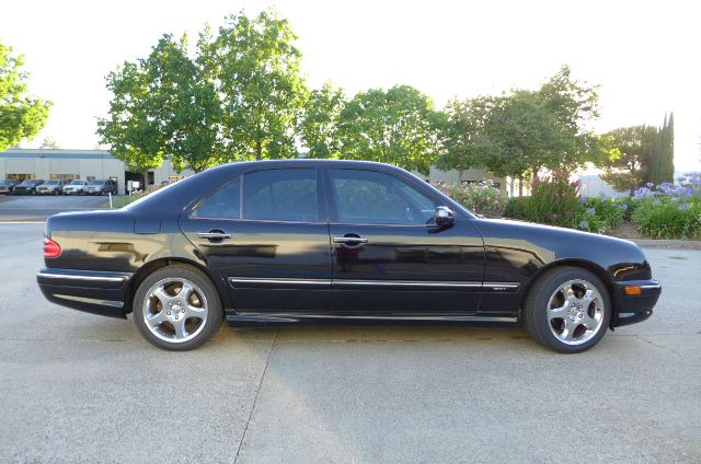 2000 Mercedes-Benz E-Class Roadtrek