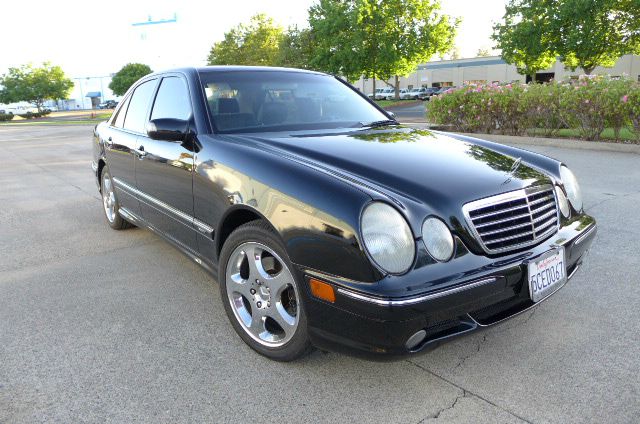 2000 Mercedes-Benz E-Class Roadtrek