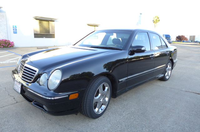 2000 Mercedes-Benz E-Class Roadtrek