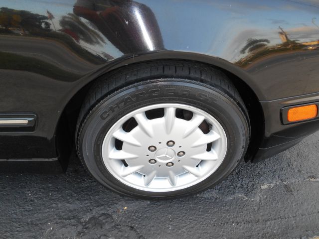 2000 Mercedes-Benz E-Class SXT