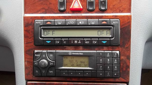 2000 Mercedes-Benz E-Class Sport PLUS Navagation