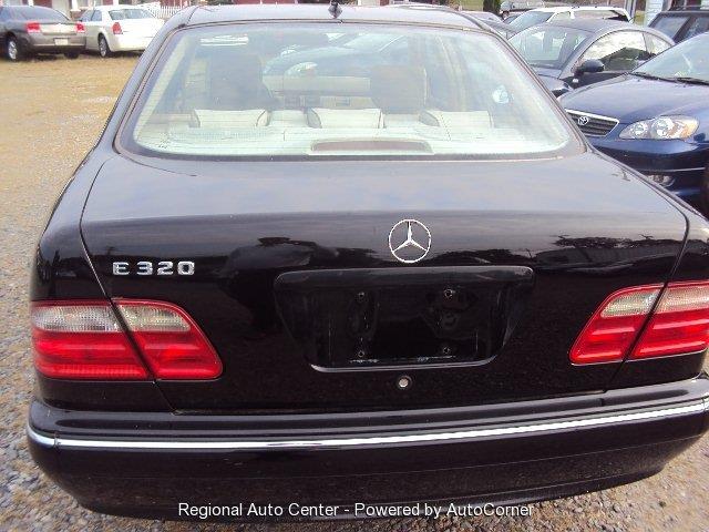2000 Mercedes-Benz E-Class Unknown