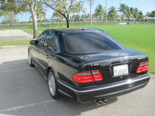 2000 Mercedes-Benz E-Class ML32