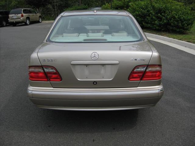 2000 Mercedes-Benz E-Class Tsi Awd