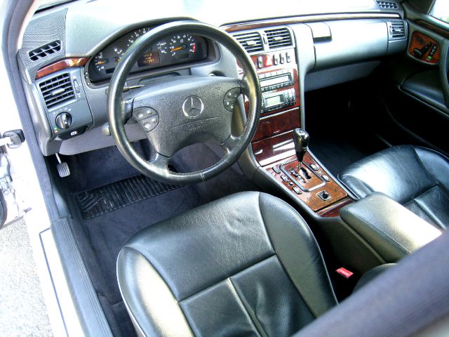 2001 Mercedes-Benz E-Class Technology Package