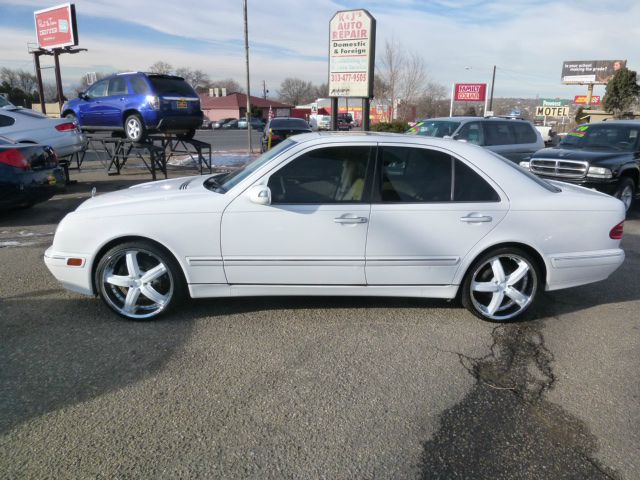 2001 Mercedes-Benz E-Class Unknown