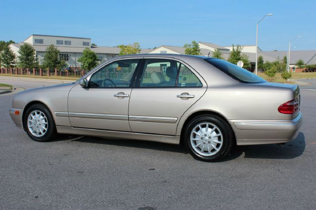 2001 Mercedes-Benz E-Class SXT