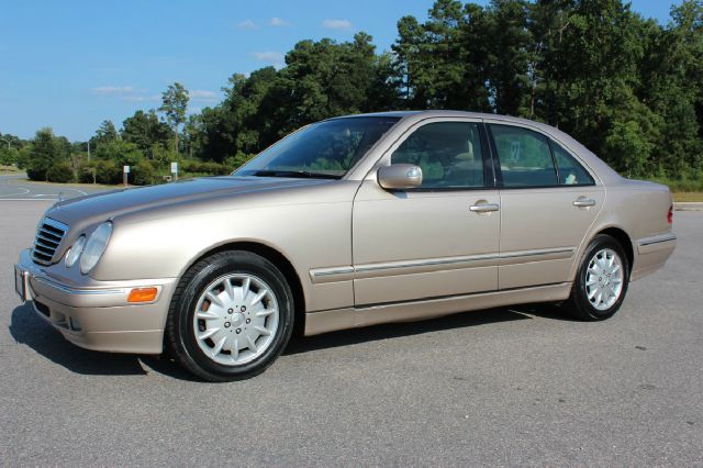 2001 Mercedes-Benz E-Class SXT