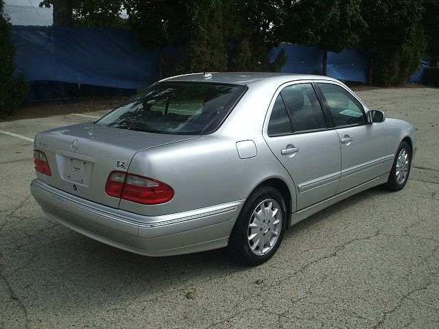 2001 Mercedes-Benz E-Class SXT