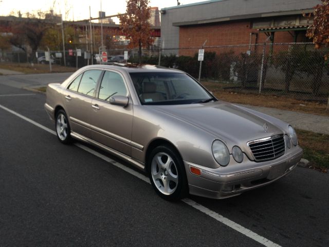 2001 Mercedes-Benz E-Class Scion XB