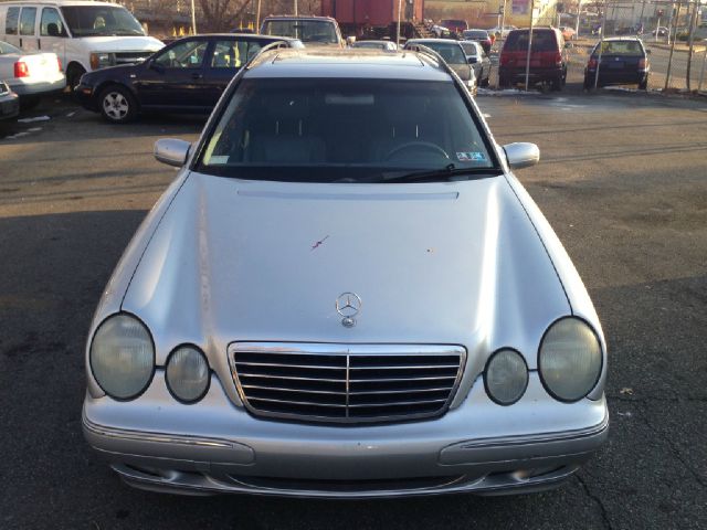 2001 Mercedes-Benz E-Class SXT