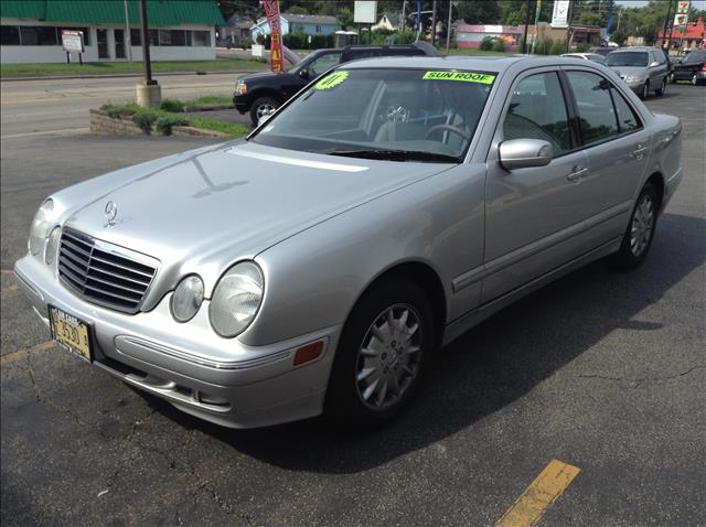 2001 Mercedes-Benz E-Class SXT