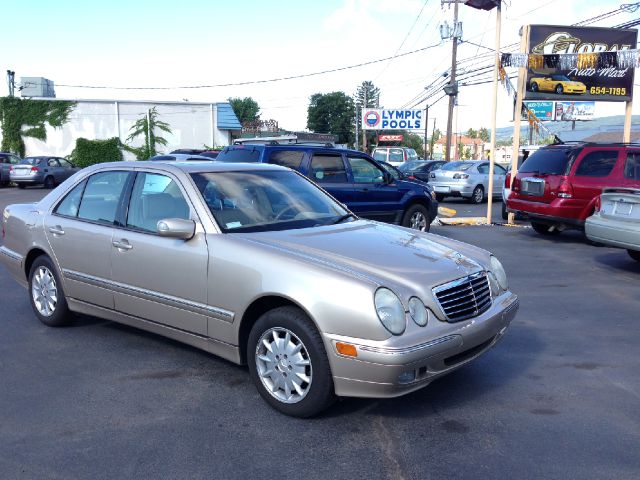 2001 Mercedes-Benz E-Class SXT