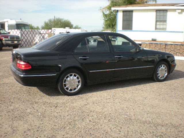 2001 Mercedes-Benz E-Class SXT