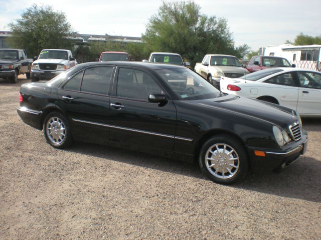 2001 Mercedes-Benz E-Class SXT