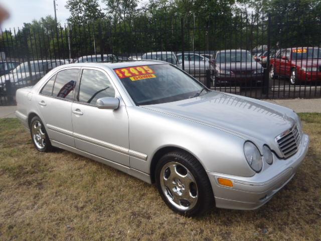 2001 Mercedes-Benz E-Class Base
