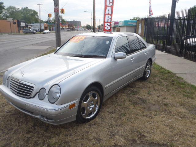 2001 Mercedes-Benz E-Class Base