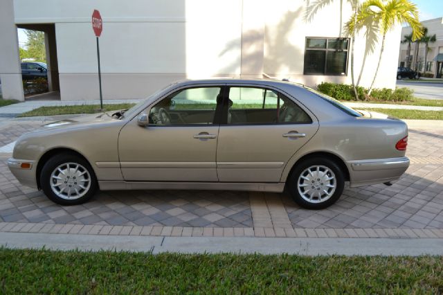 2001 Mercedes-Benz E-Class SXT