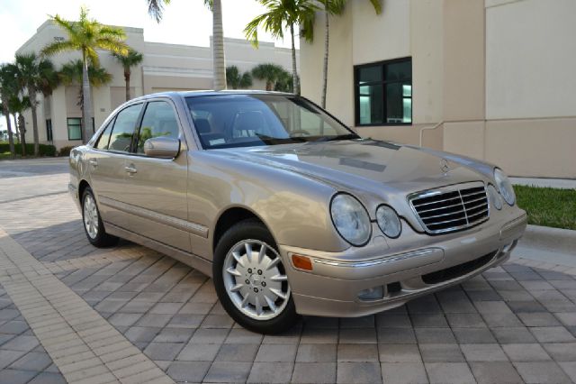 2001 Mercedes-Benz E-Class SXT