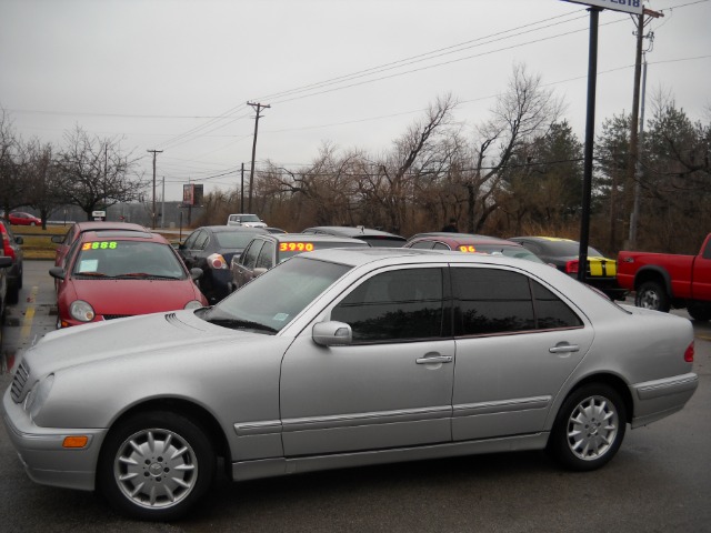 2001 Mercedes-Benz E-Class Unknown