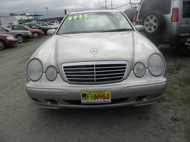 2001 Mercedes-Benz E-Class SXT
