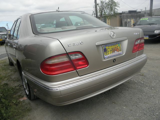 2001 Mercedes-Benz E-Class SXT