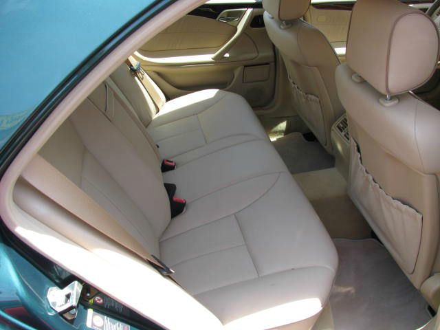 2001 Mercedes-Benz E-Class SXT