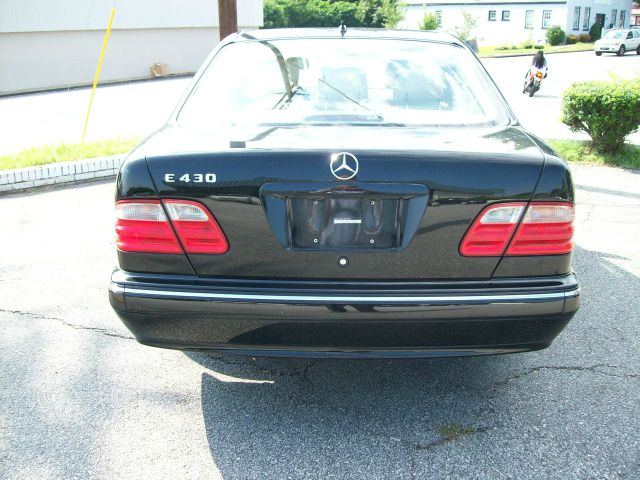 2001 Mercedes-Benz E-Class Scion XB